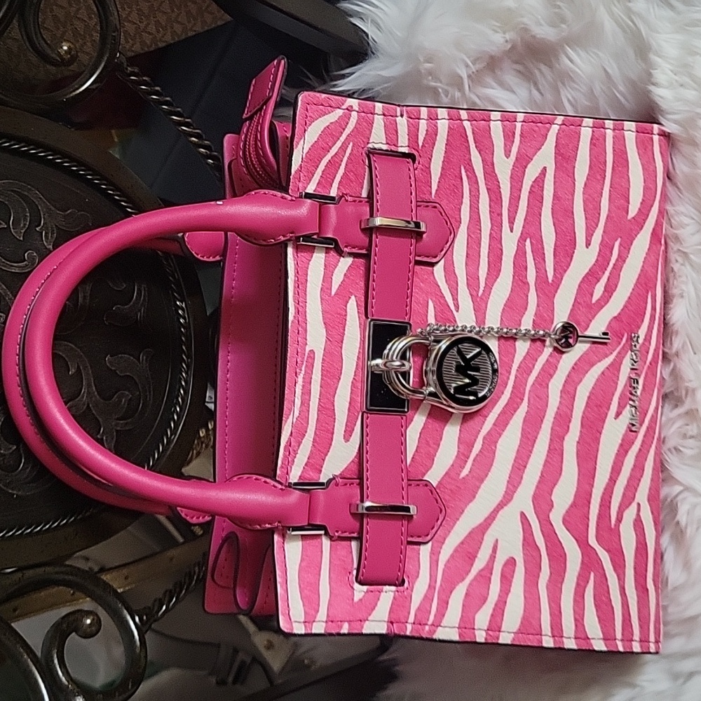 #8. NWT Michael kors